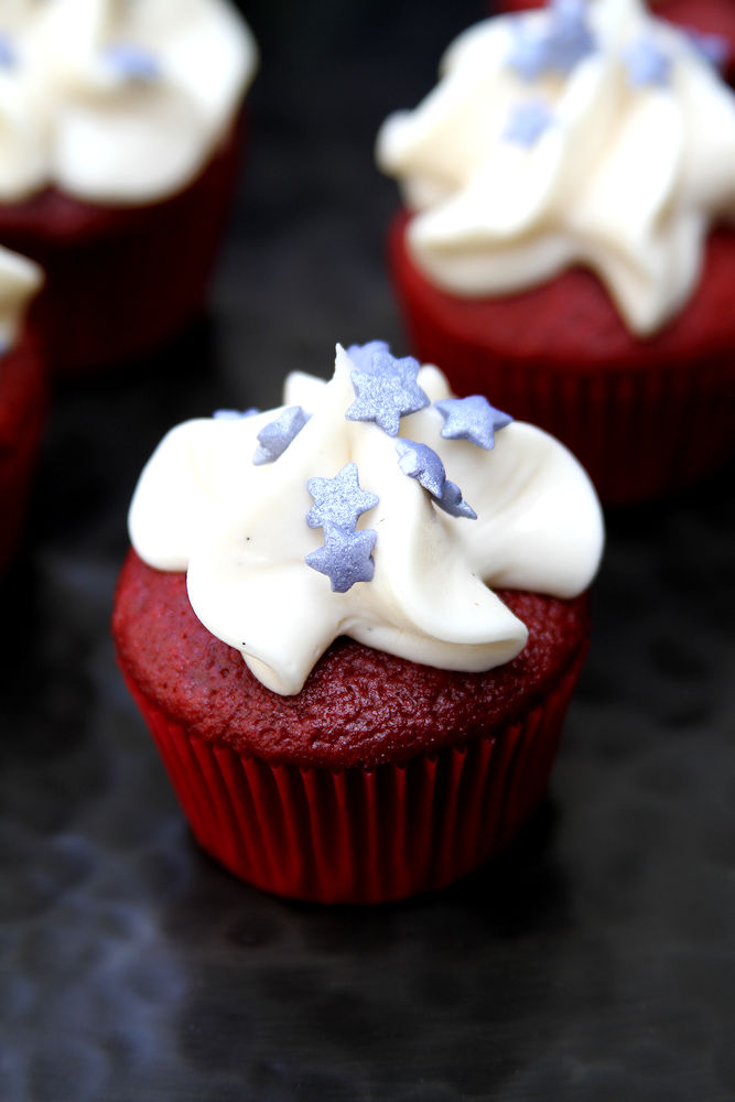 4th of July Red Velvet Mini-Cupcakes, with Extra Vanilla-y Buttercream ...